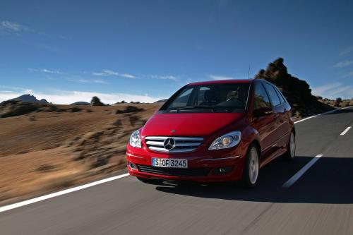 Mercedes-Benz B200 Turbo (2006) - picture 25 of 50