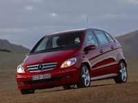 Mercedes-Benz B200 Turbo (2006) - picture 3 of 50