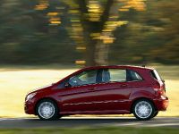 Mercedes-Benz B200 Turbo (2006) - picture 38 of 50