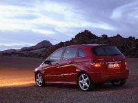 Mercedes-Benz B200 Turbo (2006) - picture 43 of 50