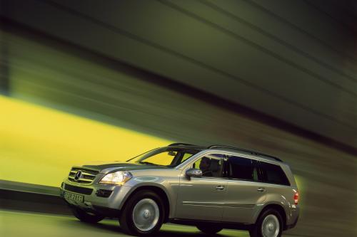 Mercedes-Benz GL-Class (2006) - picture 40 of 98