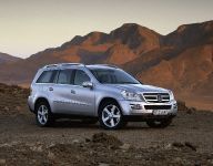 Mercedes-Benz GL420 CDI (2006) - picture 2 of 11