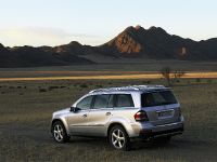 Mercedes-Benz GL420 CDI (2006) - picture 10 of 11