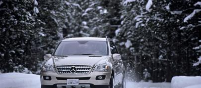 Mercedes-Benz ML500 (2006) - picture 15 of 33