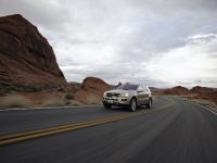 Mercedes-Benz ML500 (2006)