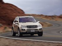 Mercedes-Benz ML500 (2006)