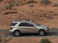 Mercedes-Benz ML500 (2006)