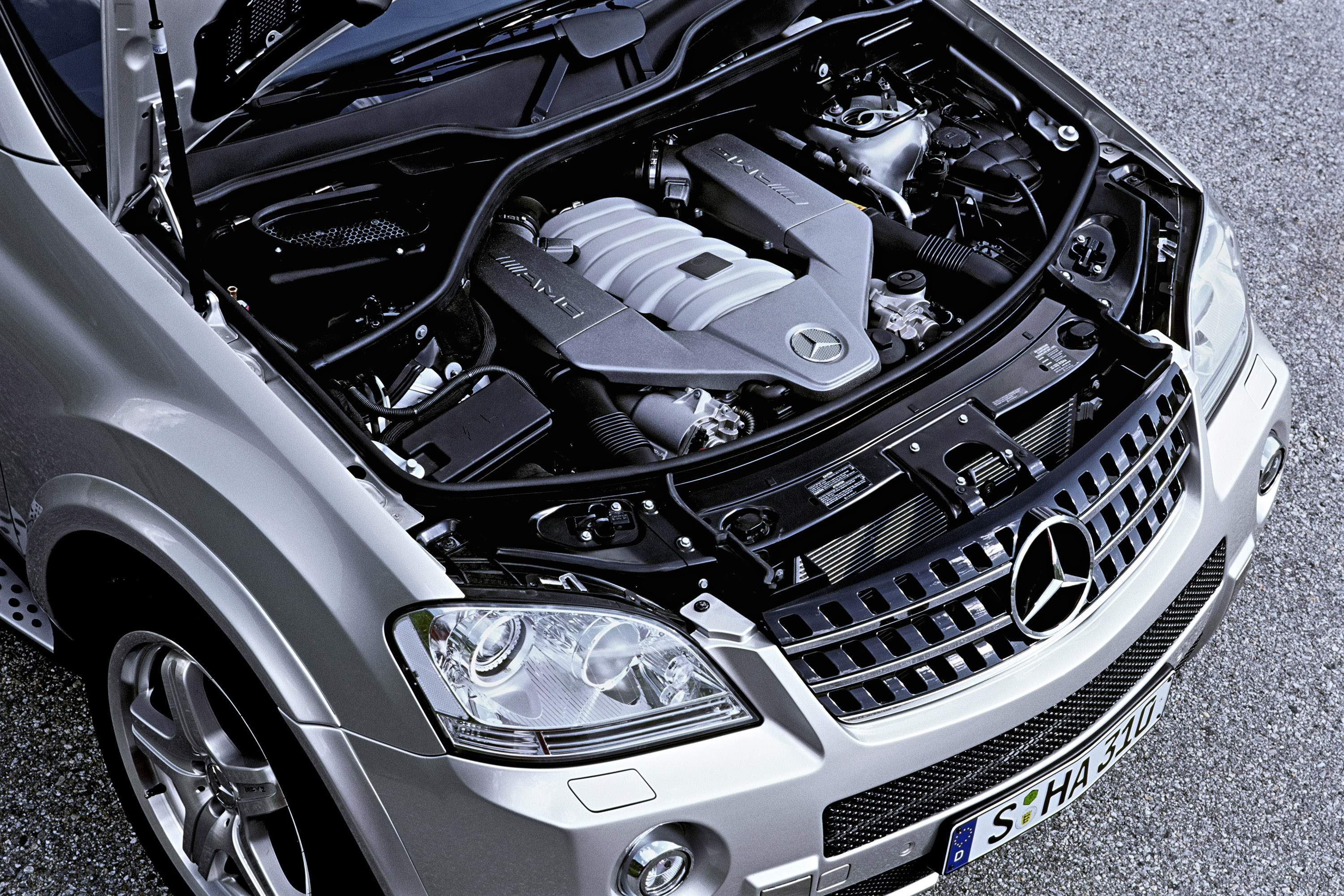 Mercedes-Benz ML63 AMG