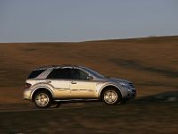 Mercedes-Benz ML63 AMG (2006) - picture 22 of 39