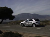 Mercedes-Benz ML63 AMG (2006) - picture 35 of 39