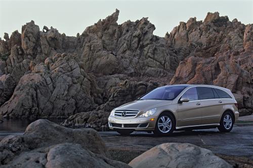 Mercedes-Benz R500 (2006) - picture 9 of 45