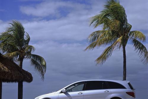 Mercedes-Benz R500 (2006) - picture 24 of 45