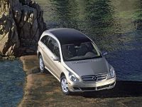 Mercedes-Benz R500 (2006)