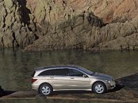 Mercedes-Benz R500 (2006) - picture 6 of 45