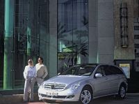 Mercedes-Benz R500 (2006)