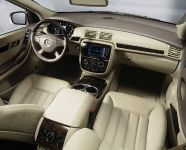 Mercedes-Benz R500 (2006)