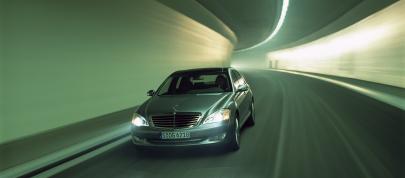 Mercedes-Benz S-Class (2006) - picture 31 of 93