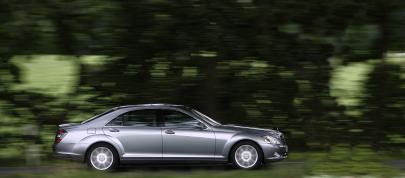 Mercedes-Benz S-Class (2006) - picture 47 of 93