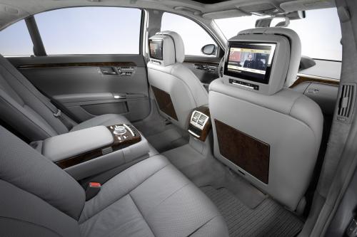 Mercedes-Benz S-Class (2006) - picture 72 of 93