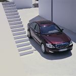 Mercedes-Benz S-Class (2006)