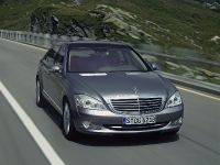 Mercedes-Benz S-Class (2006) - picture 14 of 93