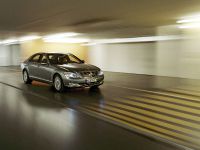 Mercedes-Benz S-Class (2006) - picture 37 of 93