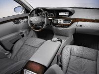 Mercedes-Benz S-Class (2006)