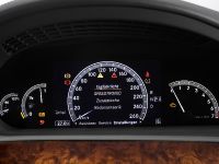 Mercedes-Benz S-Class (2006)