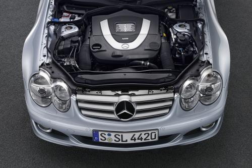 Mercedes-Benz SL500 (2006) - picture 8 of 9