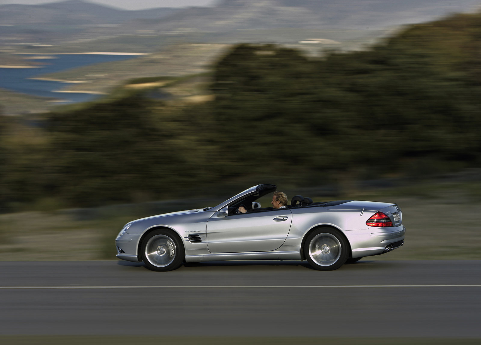 Mercedes-Benz SL55 AMG