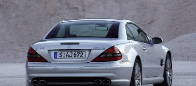 Mercedes-Benz SL55 AMG (2006) - picture 15 of 28