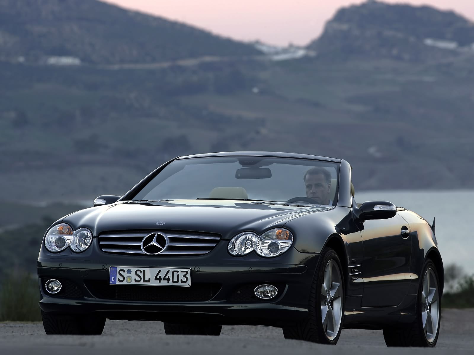 Mercedes-Benz SL600