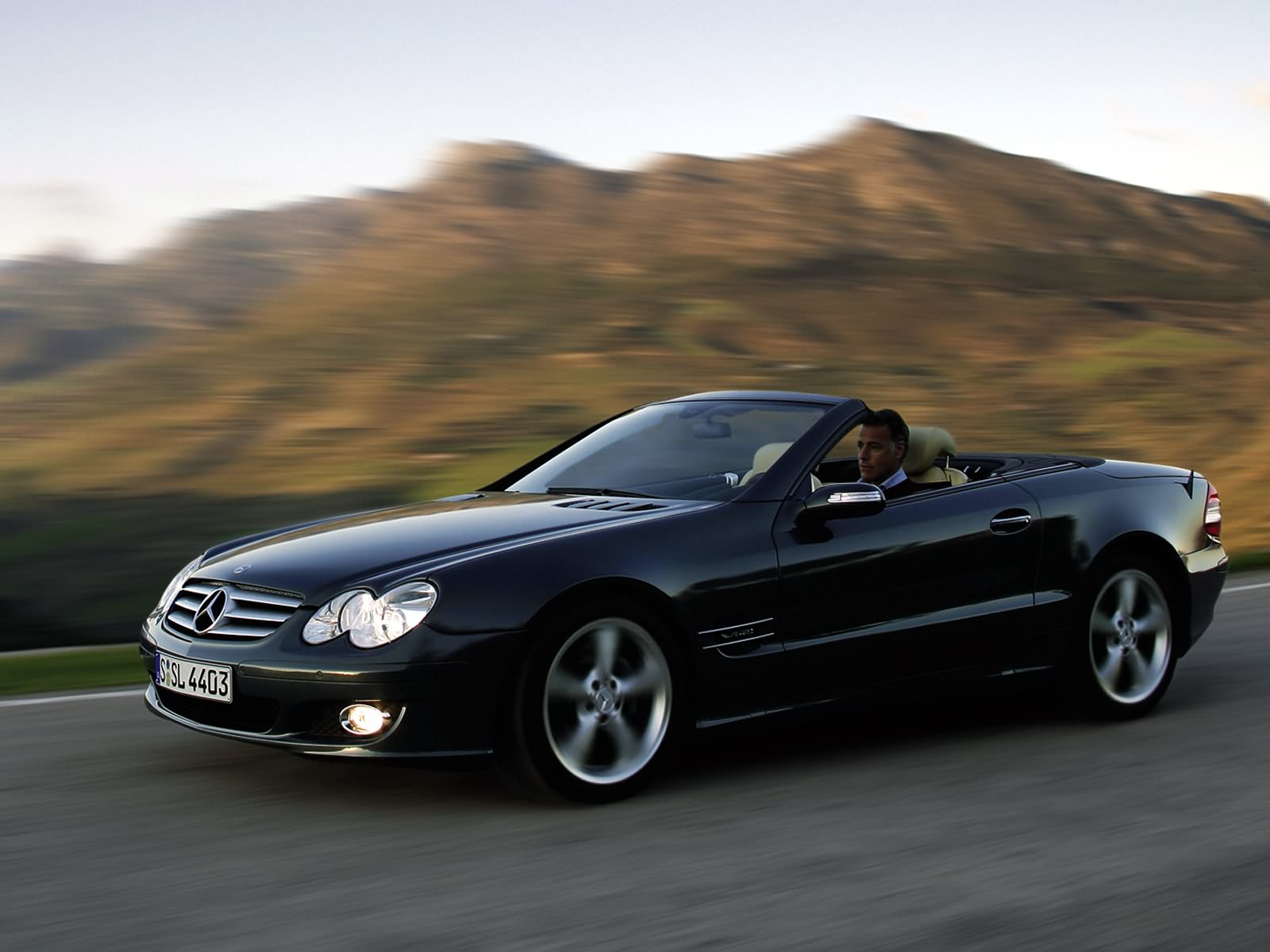 Mercedes-Benz SL600