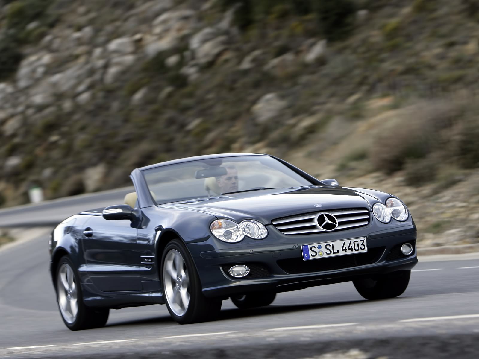 Mercedes-Benz SL600