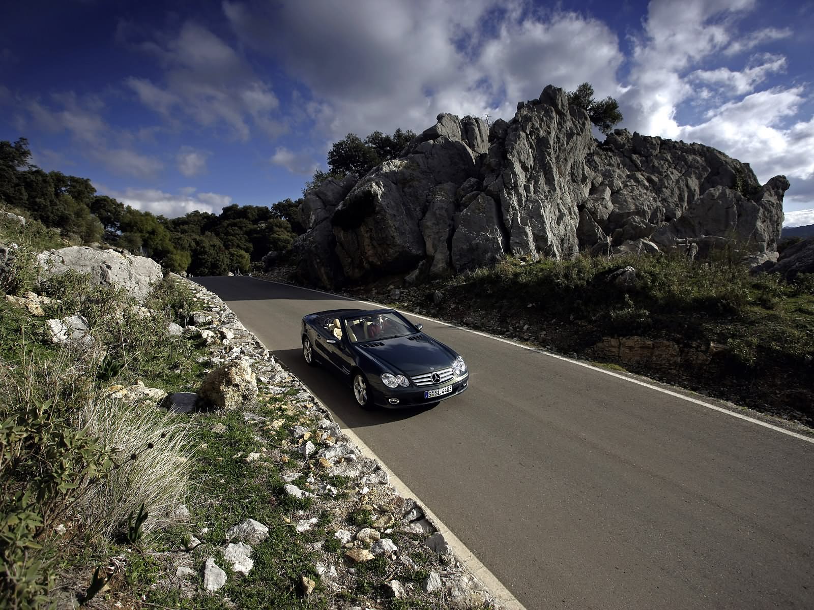 Mercedes-Benz SL600