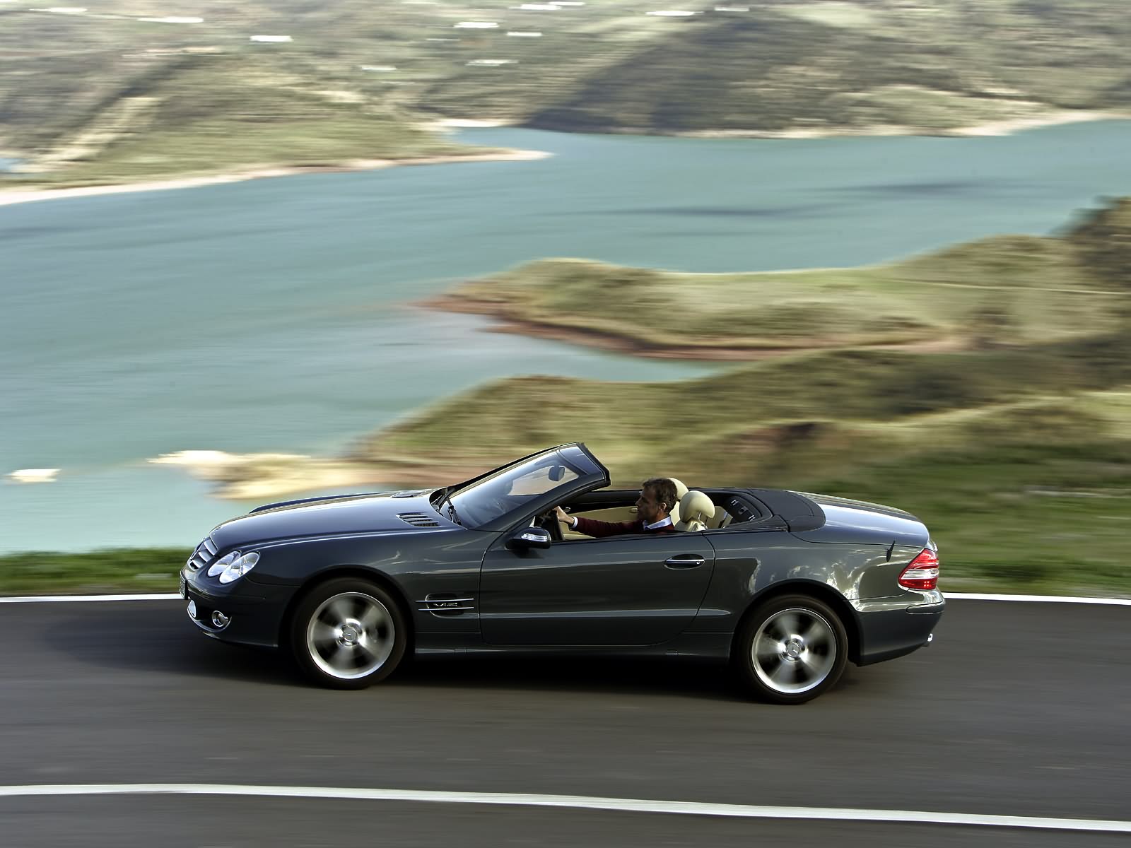 Mercedes-Benz SL600