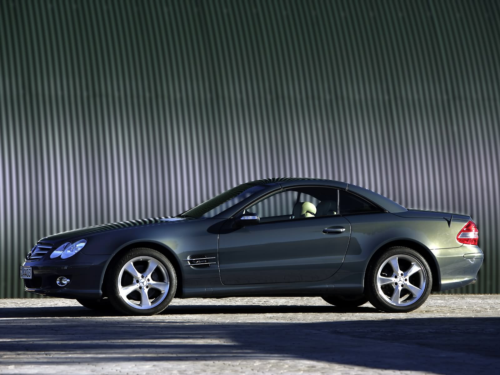 Mercedes-Benz SL600