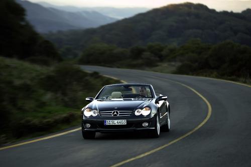 Mercedes-Benz SL600 (2006) - picture 8 of 24