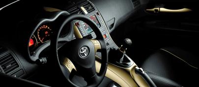 Toyota Auris Space Concept (2006) - picture 7 of 10
