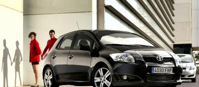 Toyota Auris (2006) - picture 4 of 11