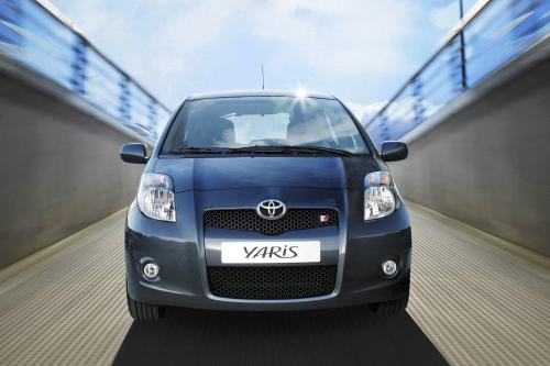Toyota Yaris TS (2006) - picture 1 of 12