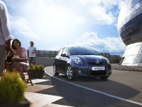 Toyota Yaris TS (2006) - picture 2 of 12