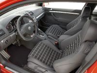 Volkswagen Golf GTI Edition 30 (2006) - picture 2 of 2