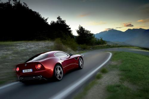 Alfa Romeo 8C Competizione (2007) - picture 1 of 26