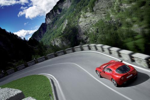 Alfa Romeo 8C Competizione (2007) - picture 8 of 26