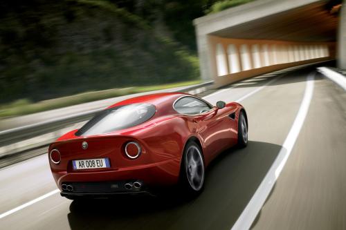 Alfa Romeo 8C Competizione (2007) - picture 9 of 26