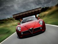 Alfa Romeo 8C Competizione (2007) - picture 3 of 26