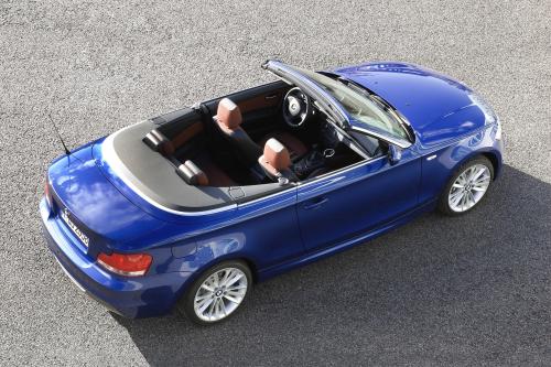 BMW 1 Series E82 135i Convertible (2007) - picture 9 of 10