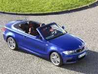BMW 1 Series E82 135i Convertible (2007) - picture 10 of 10