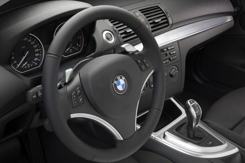 BMW 1 Series E82 135i Coupe (2007) - picture 9 of 12